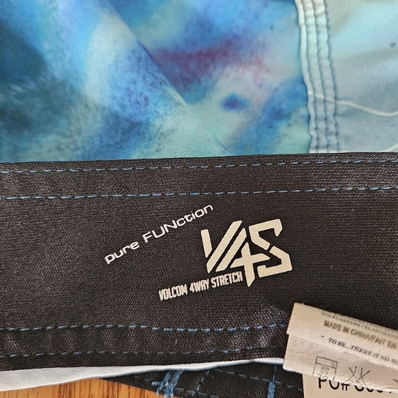 Mens 29 Volcom Board Shorts Swim Trunks Surfer Drawstring Back Pocket Stretch - Picture 14 of 16